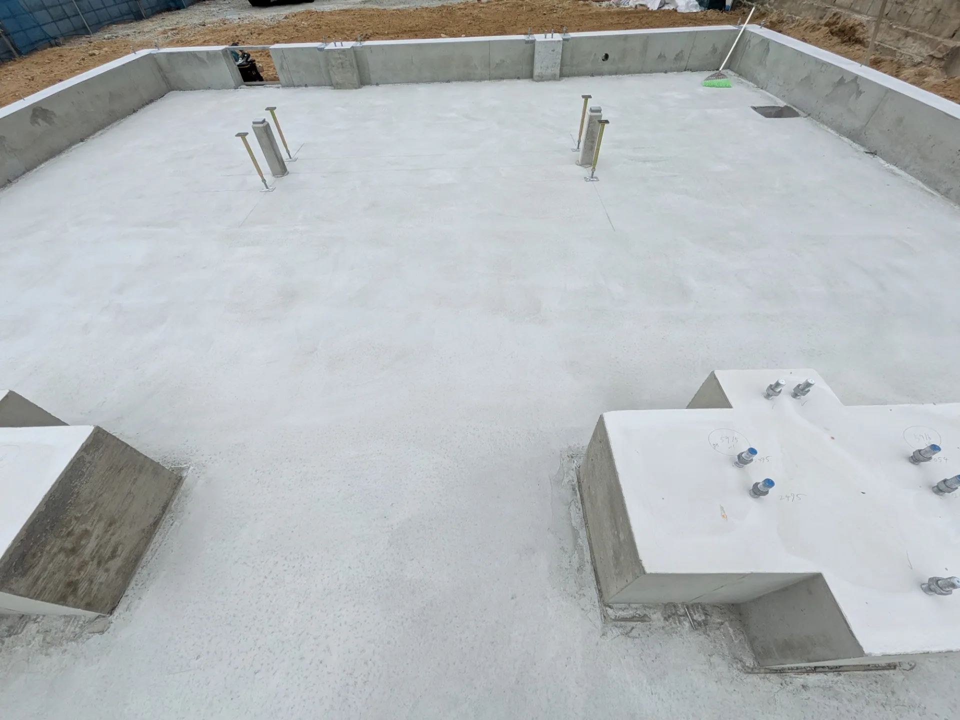 3階建てアパート基礎一体打ち